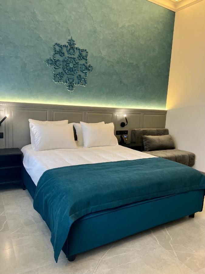 Richmond Hotel キシナウ エクステリア 写真