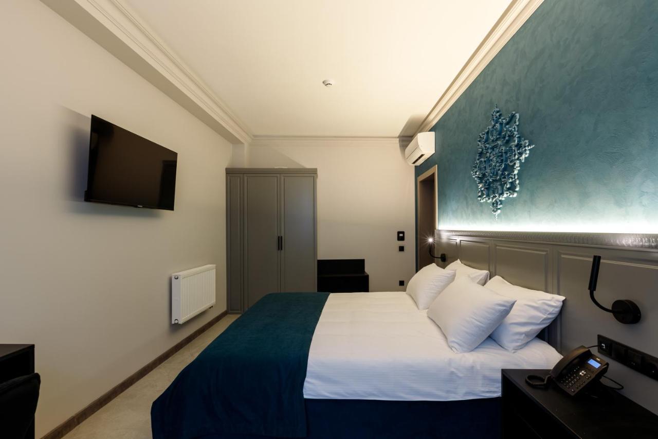 Richmond Hotel キシナウ エクステリア 写真