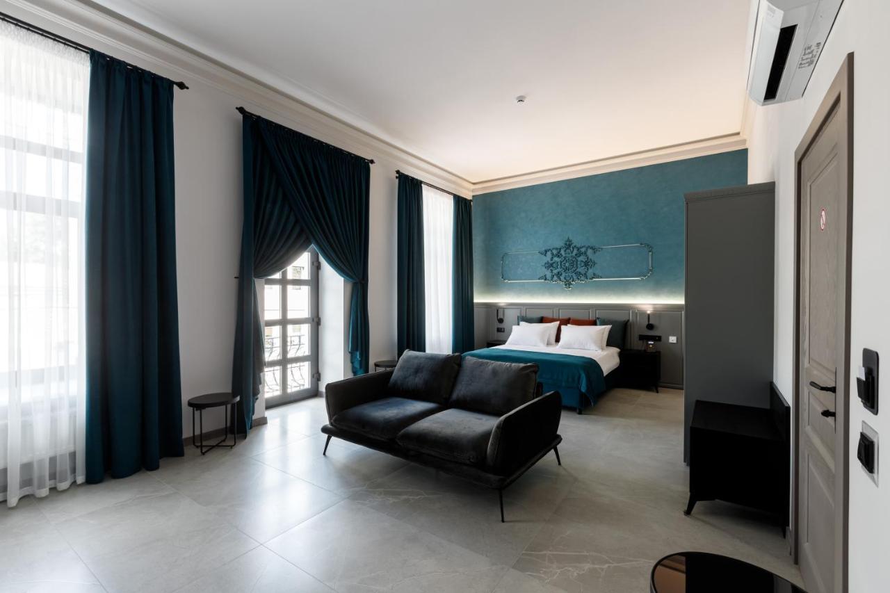 Richmond Hotel キシナウ エクステリア 写真