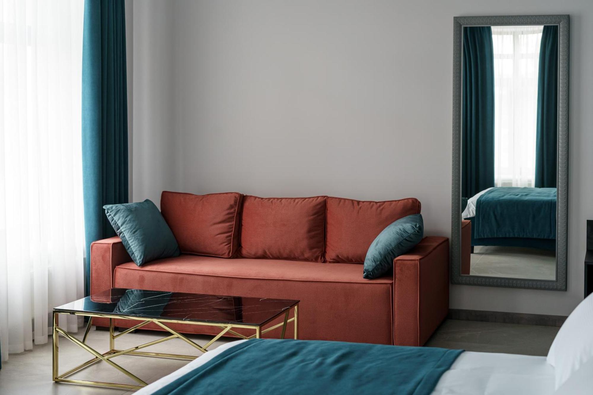 Richmond Hotel キシナウ エクステリア 写真